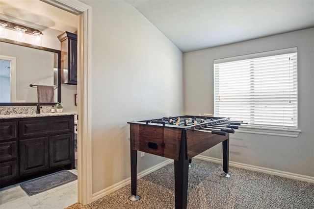 4909 Mahogany Drive, Edmond, OK 73025