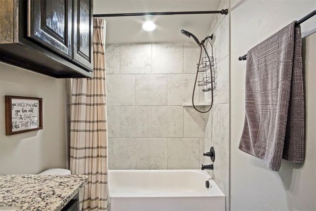 4909 Mahogany Drive, Edmond, OK 73025