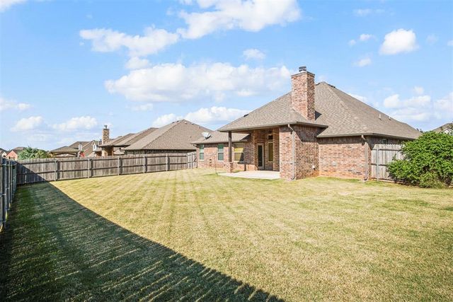 4909 Mahogany Drive, Edmond, OK 73025