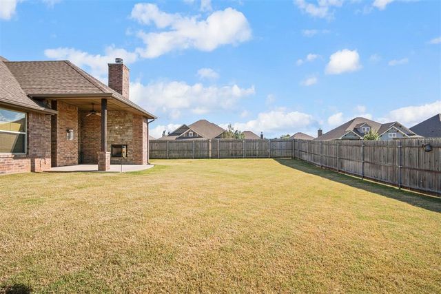 4909 Mahogany Drive, Edmond, OK 73025