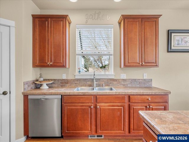 5274 Kali St SE, Salem, OR 97306