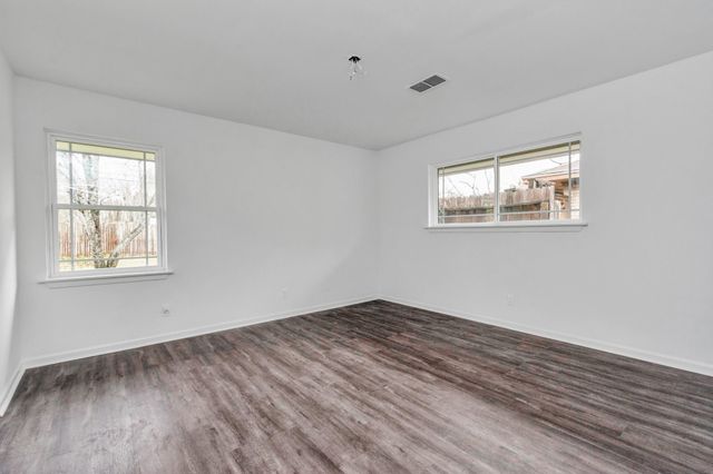 5006 Heatherbloom Drive, Houston, TX 77045