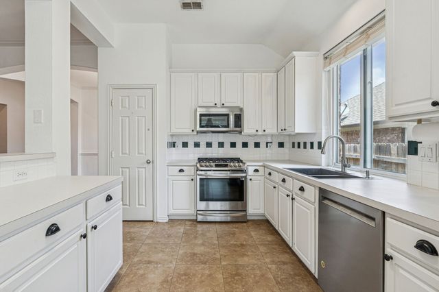 1821 Tree Line Road, Flower Mound, TX 75028