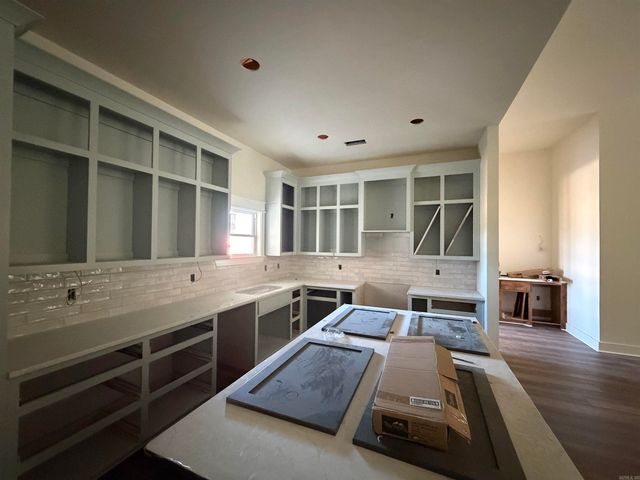 47 Sunset Boulevard, Morrilton, AR 72110