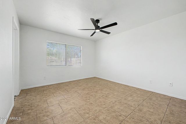 843 W PERALTA Avenue, Mesa, AZ 85210