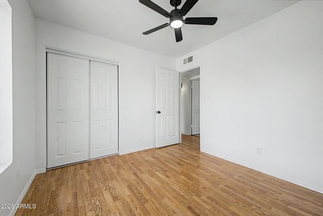 843 W PERALTA Avenue, Mesa, AZ 85210