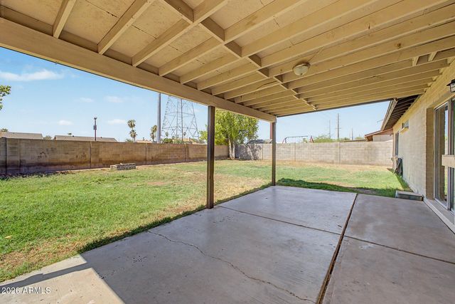 843 W PERALTA Avenue, Mesa, AZ 85210