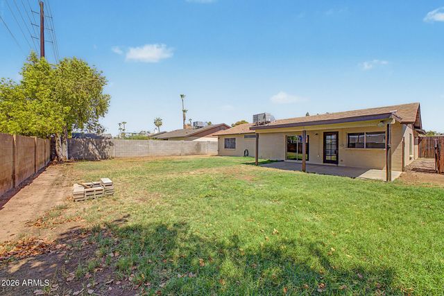 843 W PERALTA Avenue, Mesa, AZ 85210
