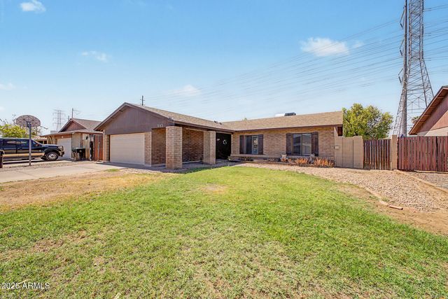 843 W PERALTA Avenue, Mesa, AZ 85210