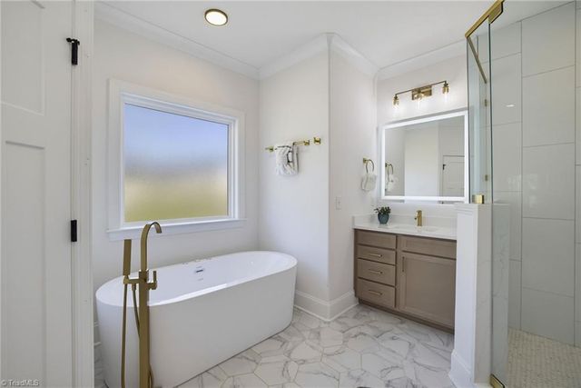 7533 Shadow Creek Drive, Summerfield, NC 27358