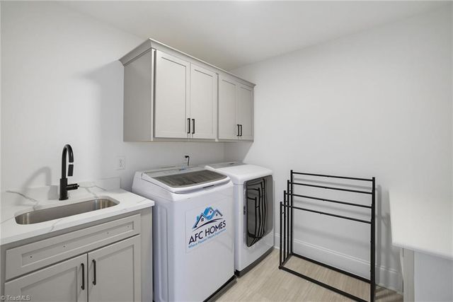 7533 Shadow Creek Drive, Summerfield, NC 27358
