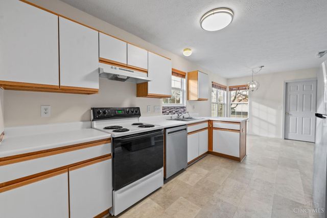 219 Hartford Court, Hamilton Twp, OH 45039