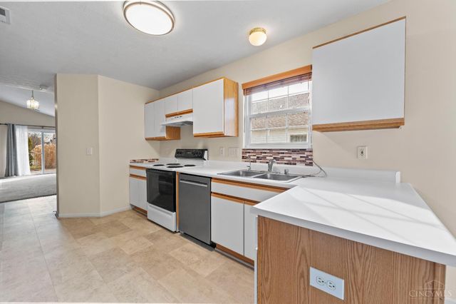 219 Hartford Court, Hamilton Twp, OH 45039