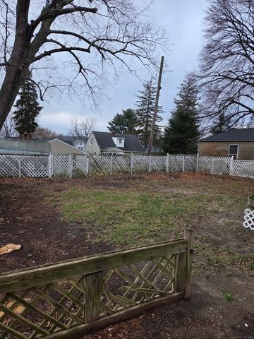 181 Fairlawn Avenue, Waterbury, CT 06705