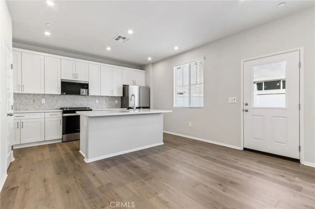 2051 Tangelo Lane, Redlands, CA 92374