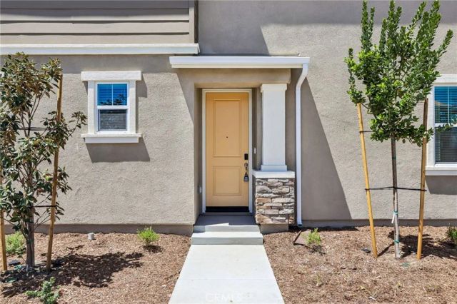 2051 Tangelo Lane, Redlands, CA 92374