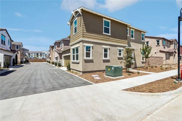 2051 Tangelo Lane, Redlands, CA 92374