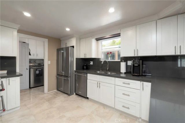 5481 Peacock, Riverside, CA 92505