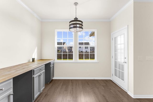 228 Firewheel Court, Summerville, SC 29486