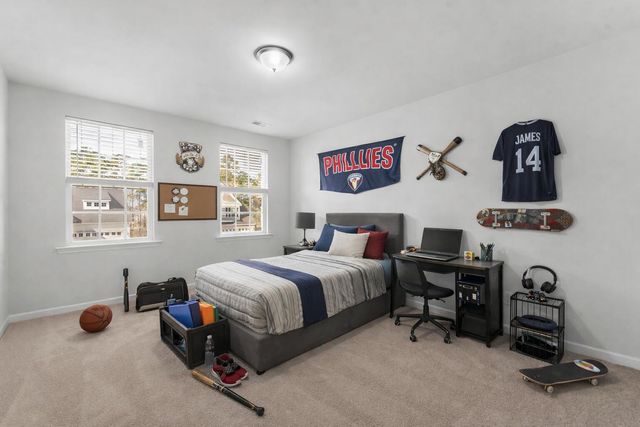 228 Firewheel Court, Summerville, SC 29486