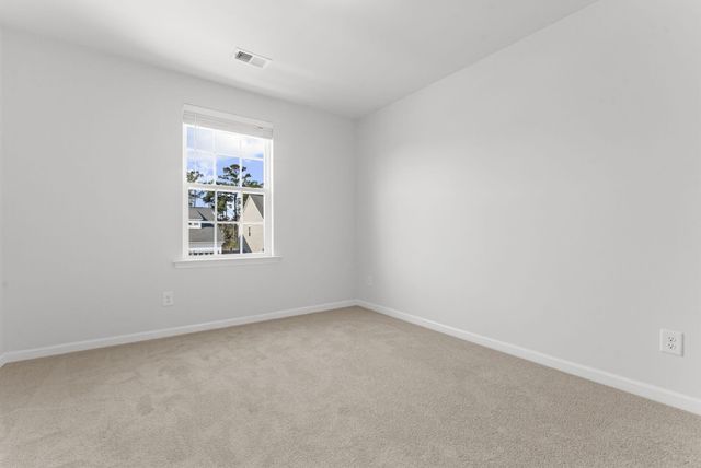 228 Firewheel Court, Summerville, SC 29486