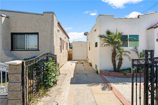 2502 Poplar, Huntington Park, CA 90255