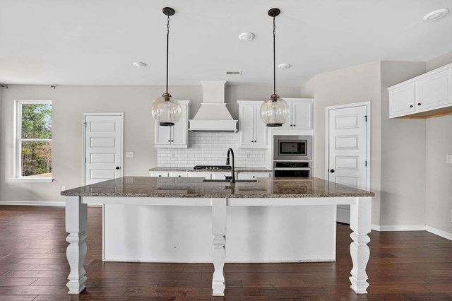 179 Arabella Parkway, Locust Grove, GA 30248