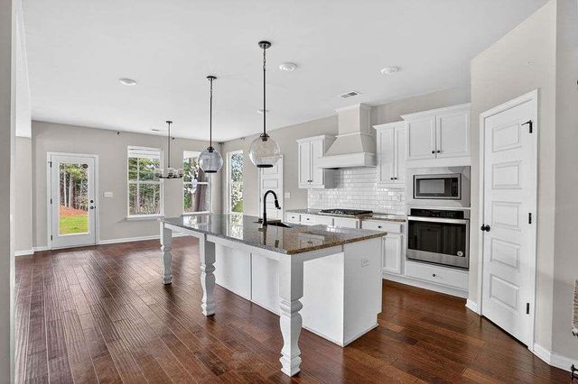 179 Arabella Parkway, Locust Grove, GA 30248