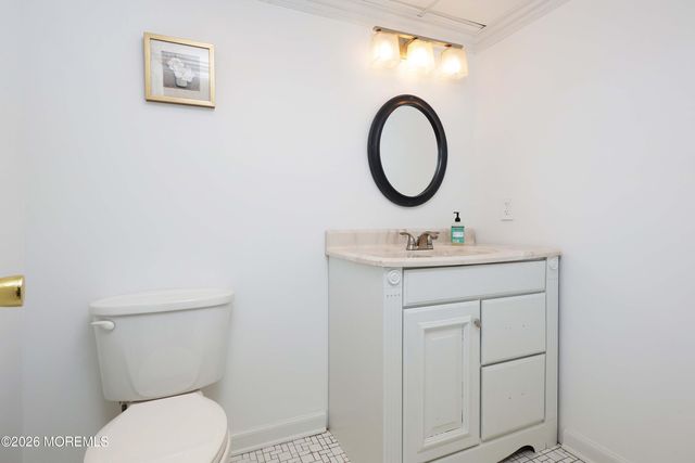 62 Cypress Neck Road, Middletown, NJ 07748