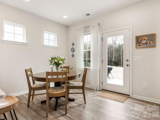 16011 Seagard Cove, Charlotte, NC 28278