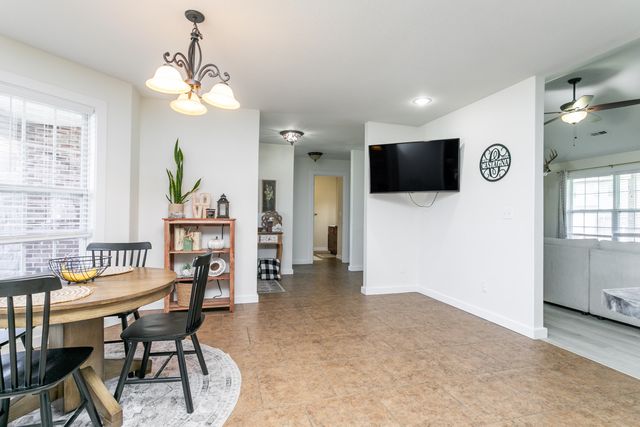 208 JAMESON DR, Ashland, MO 65010