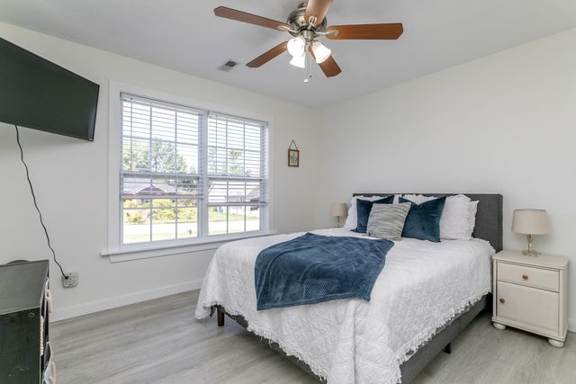 208 JAMESON DR, Ashland, MO 65010