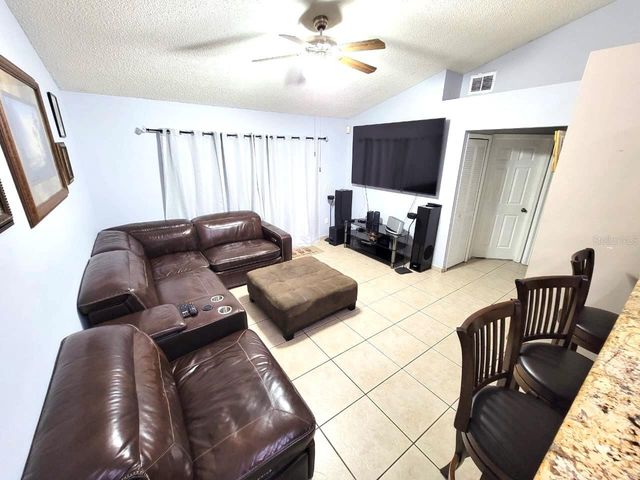 1946 EXCALIBUR DRIVE, Orlando, FL 32822