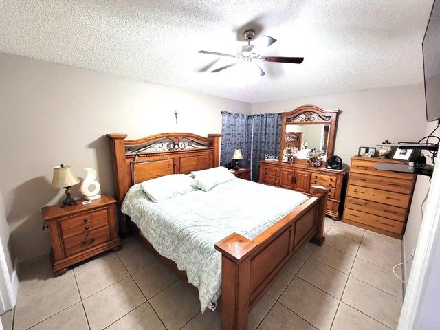 1946 EXCALIBUR DRIVE, Orlando, FL 32822