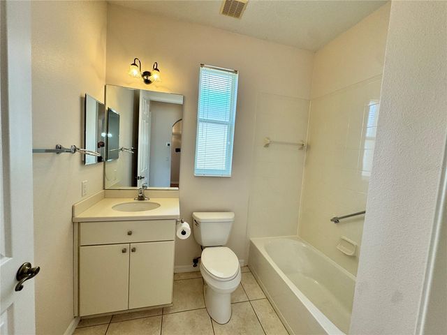 20634 QUEEN ALEXANDRA DRIVE, Leesburg, FL 34748