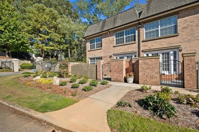 6980 Roswell Road A8, Atlanta, GA 30328