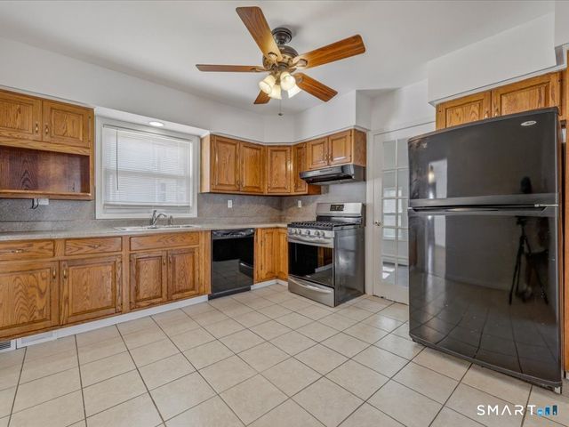 53 Maple Street, Meriden, CT 06451