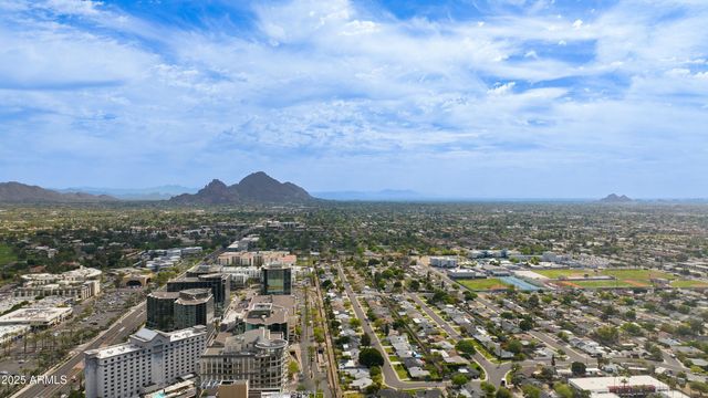 2211 E CAMELBACK Road 402, Phoenix, AZ 85016