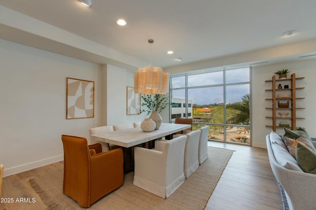 2211 E CAMELBACK Road 402, Phoenix, AZ 85016