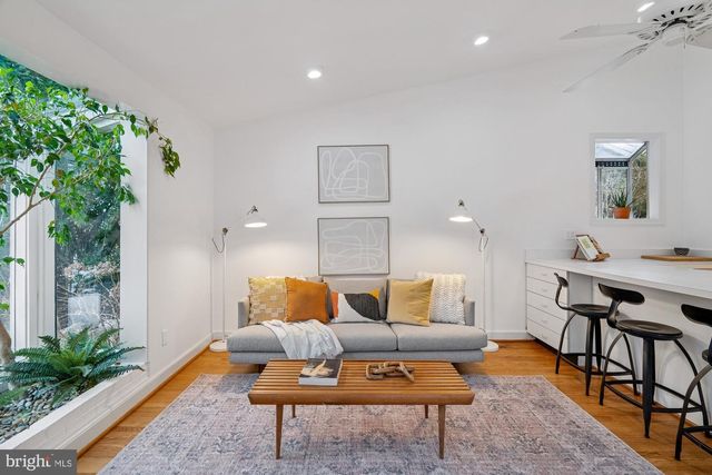 2608 NORTHAMPTON ST NW, Washington, DC 20015