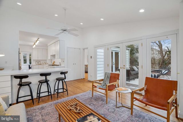 2608 NORTHAMPTON ST NW, Washington, DC 20015