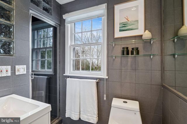 2608 NORTHAMPTON ST NW, Washington, DC 20015