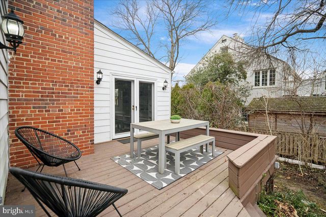 2608 NORTHAMPTON ST NW, Washington, DC 20015