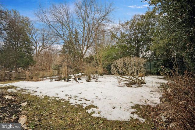 2608 NORTHAMPTON ST NW, Washington, DC 20015