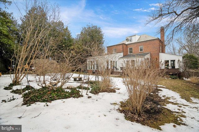 2608 NORTHAMPTON ST NW, Washington, DC 20015