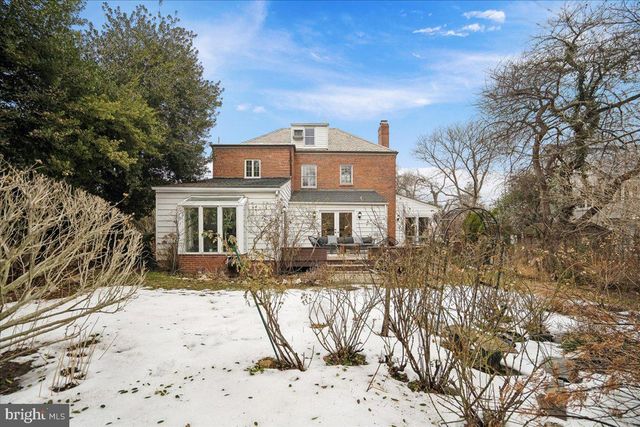 2608 NORTHAMPTON ST NW, Washington, DC 20015