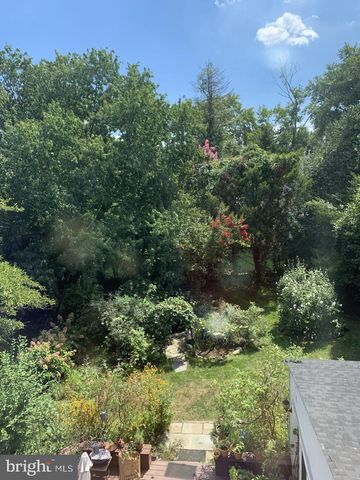 2608 NORTHAMPTON ST NW, Washington, DC 20015