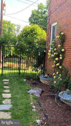 2608 NORTHAMPTON ST NW, Washington, DC 20015