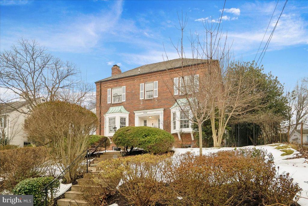 2608 NORTHAMPTON ST NW, Washington, DC 20015