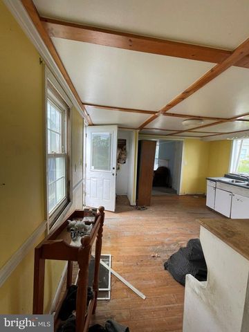 5107 CANTON RD, Tangier, VA 23440